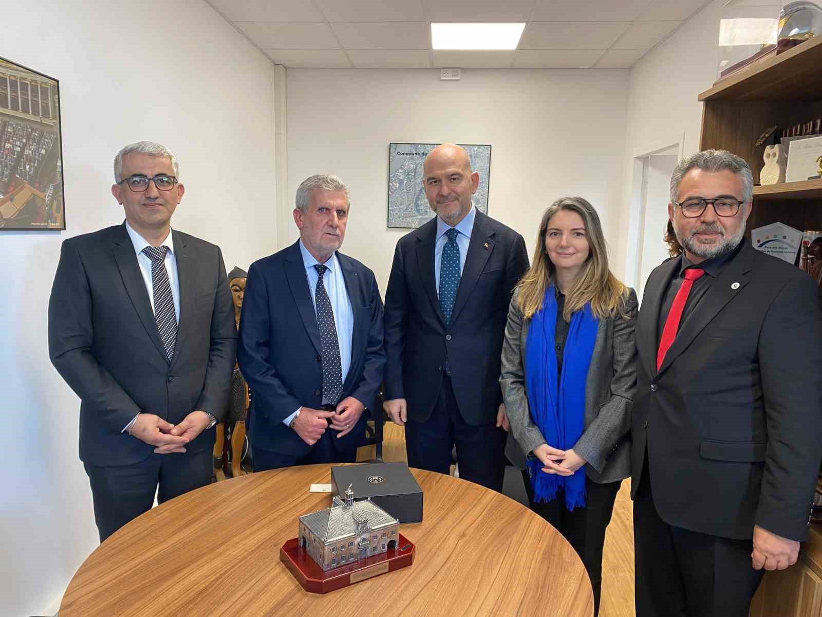 AK Parti İstanbul Milletvekili Soylu: "Avrupa’daki Türkler yükseliyor"
