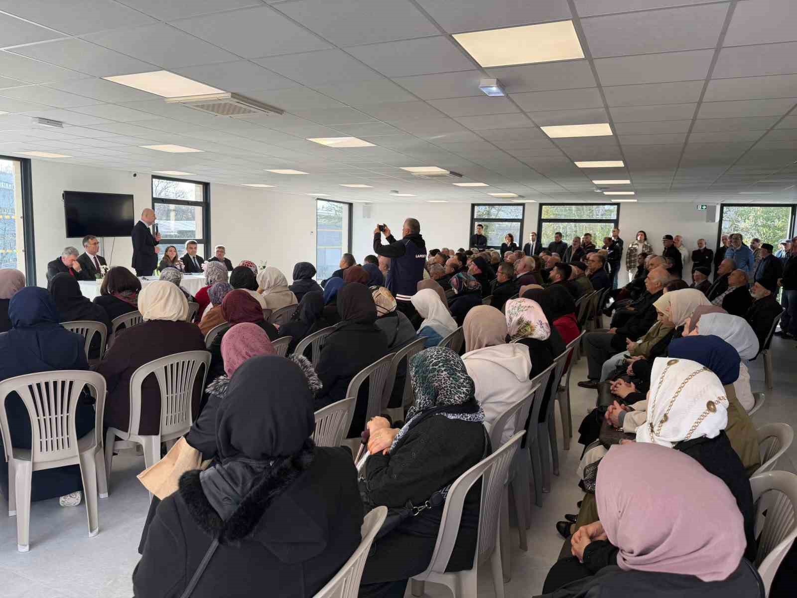 AK Parti İstanbul Milletvekili Soylu: "Avrupa’daki Türkler yükseliyor"
