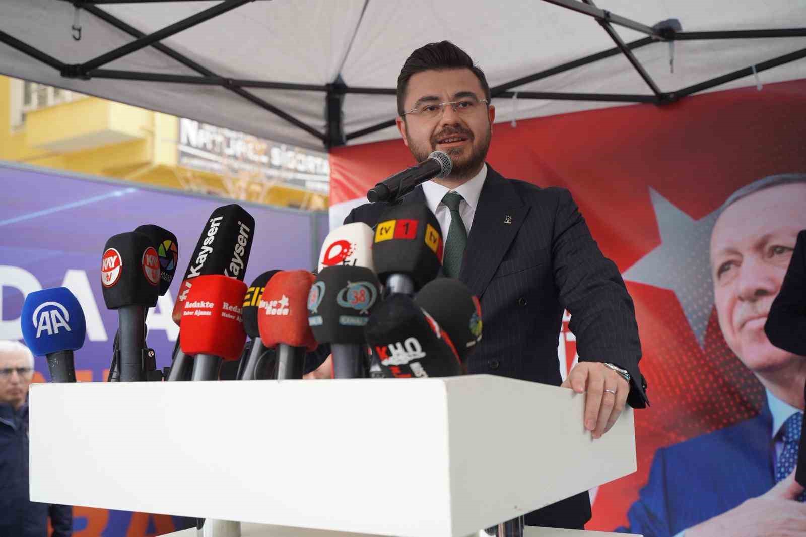 AK Parti Kayseri’de bayramlaştı
