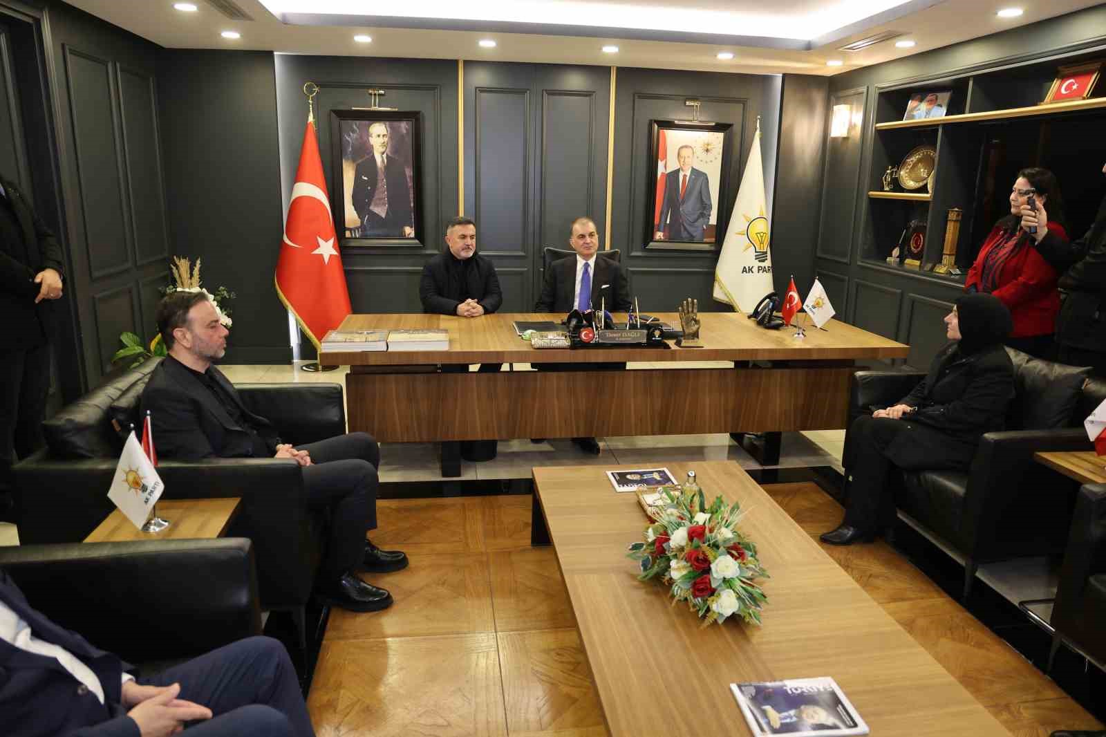 AK Parti Sözcüsü Çelik: "Barış masasını kuracak lider Erdoğan’dır"
