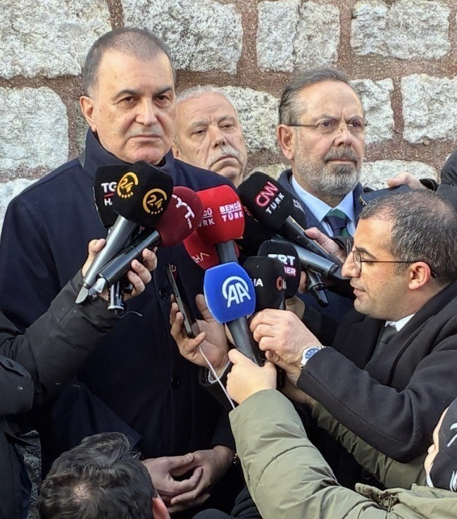 AK Parti Sözcüsü Çelik: "Prof. Dr. İlber Ortaylı, Türkiye’ye karşı yapılan kara propagandalarda, özellikle Ermeni meselesiyle ilgili ilmiyle, irfanıyla son derece önemli bir duruş sergiledi"
AK Parti Sözcüsü Çelik: "Prof. Dr. İlber Ortaylı, Türkiye’ye karşı yapılan kara propagandalarda, özellikle Ermeni meselesiyle ilgili ilmiyle, irfanıyla son derece önemli bir duruş sergiledi"