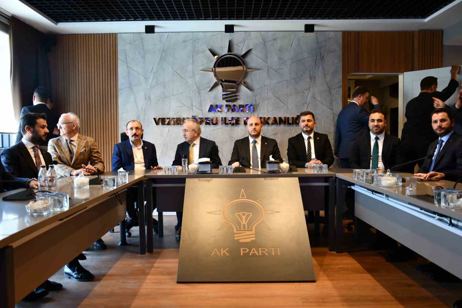 AK Parti Vezirköprü Teşkilatının yeni hizmet binası açıldı
