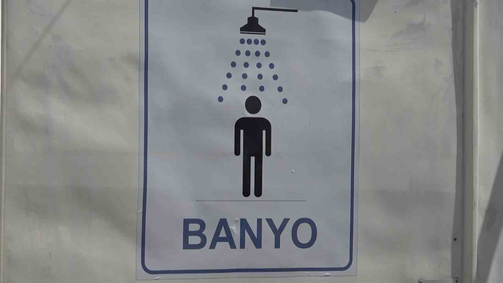 Akaryakıt istasyonundan ücretsiz sıcak duş
