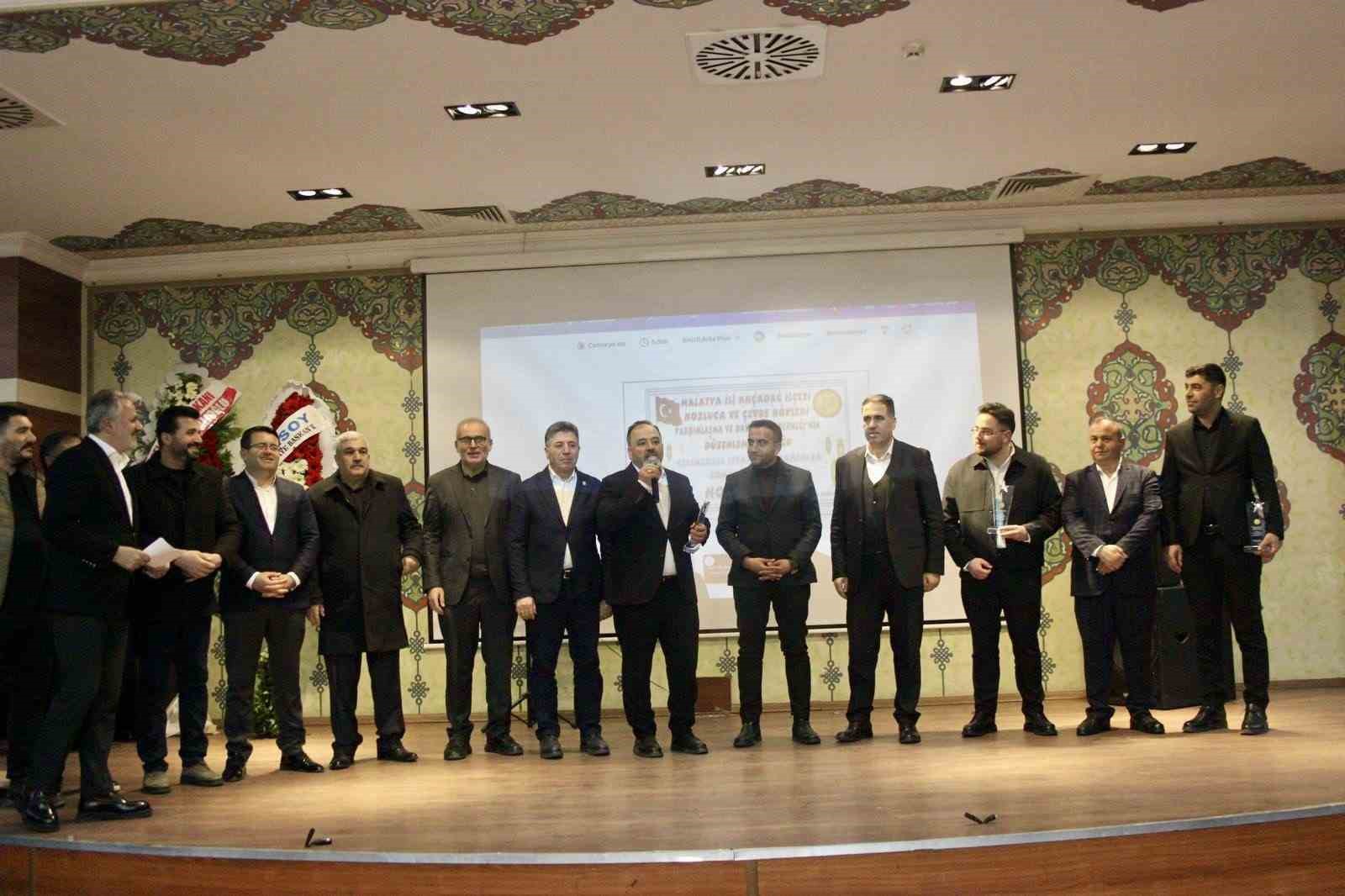 Akçadağ Kozluca Derneği’nden iftar programı
