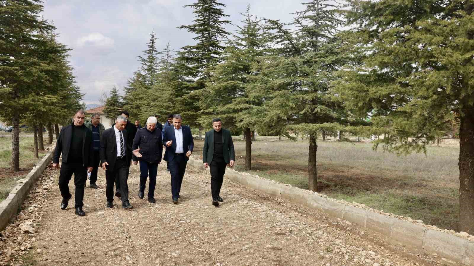 Akçadağ’a yeni mezarlık alanı kazandırılıyor
