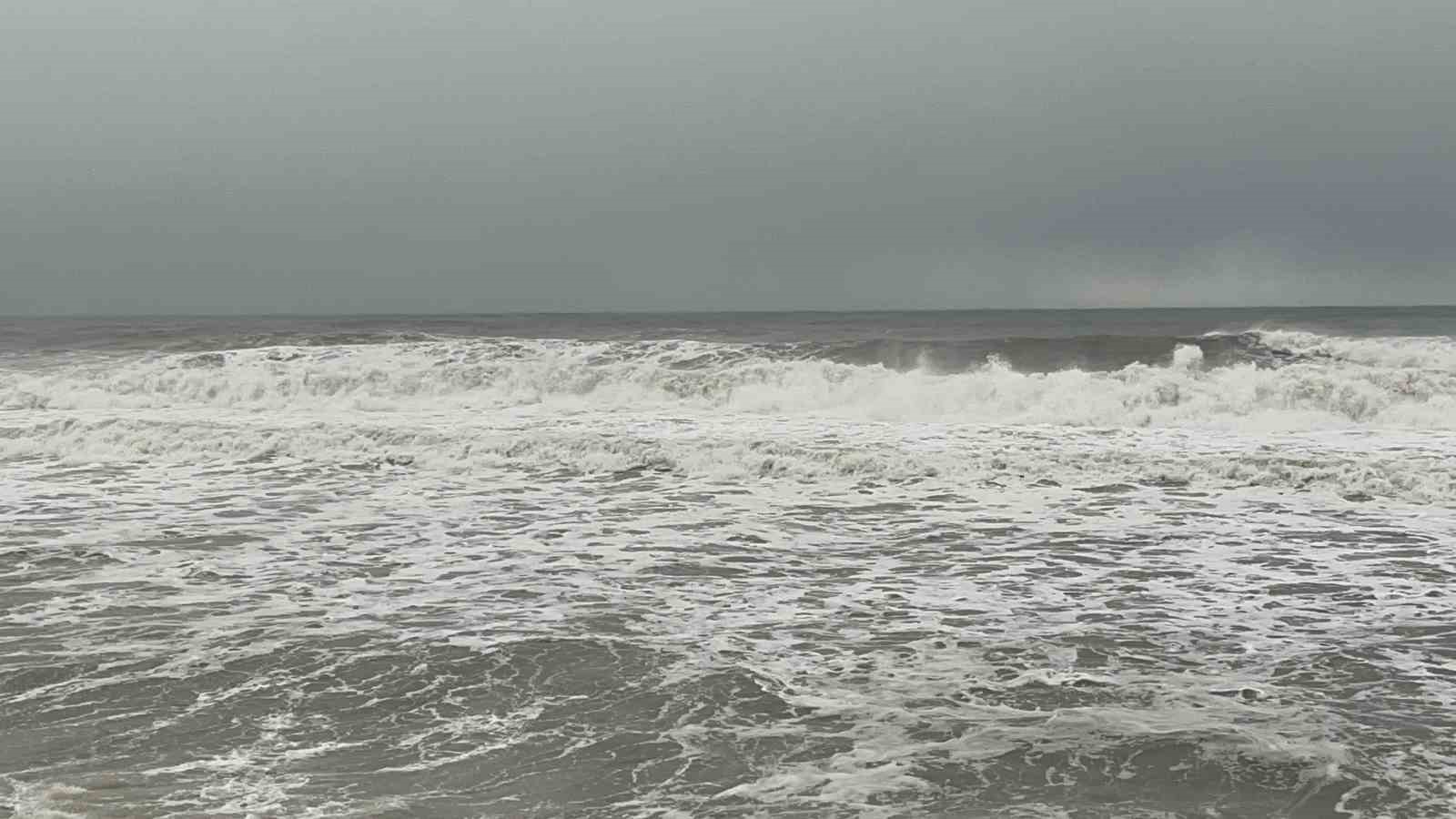 Akçakoca’yı fırtına vurdu
