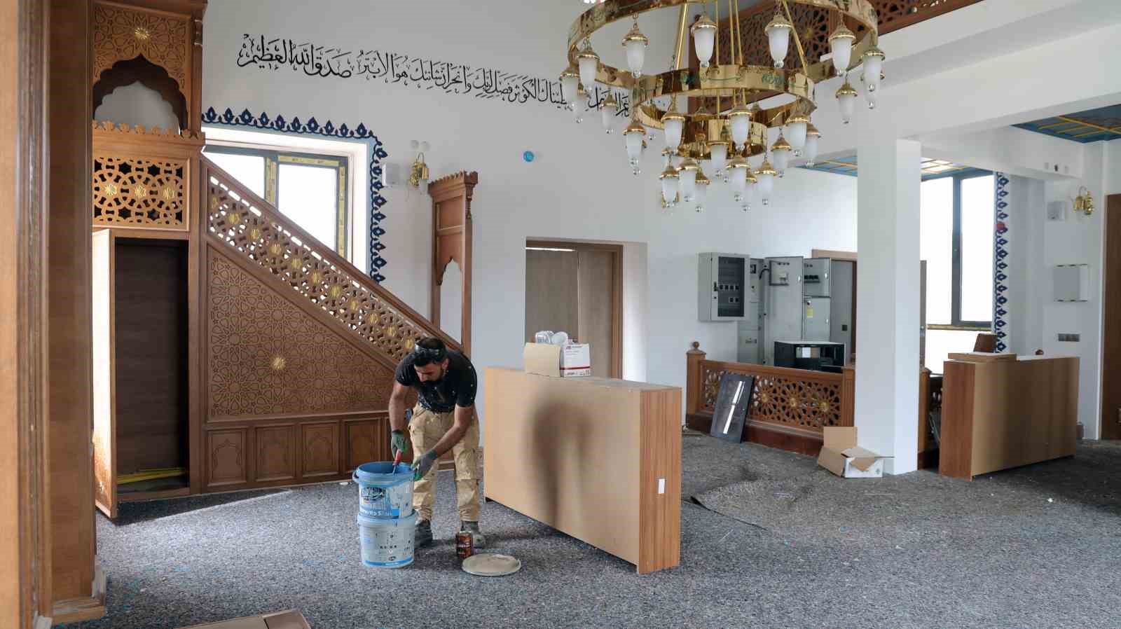 Akçaova TOKİ Camisinde eksikler gideriliyor, ibadete açılış yakın
