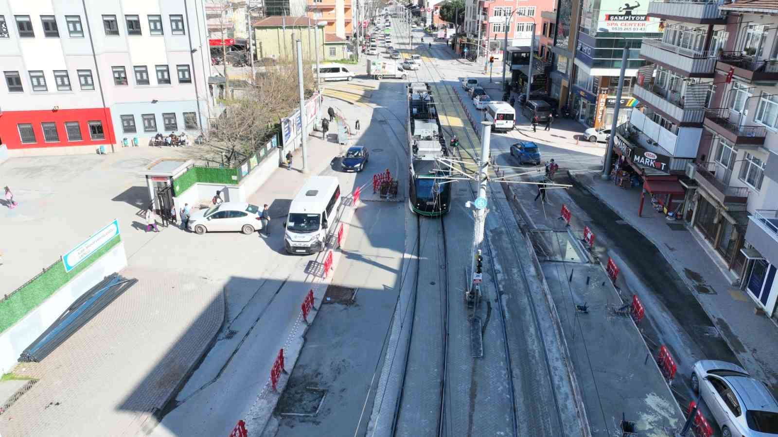 Akçaray tramvay hattının yolcu kapasitesi iki katına çıkarılıyor
