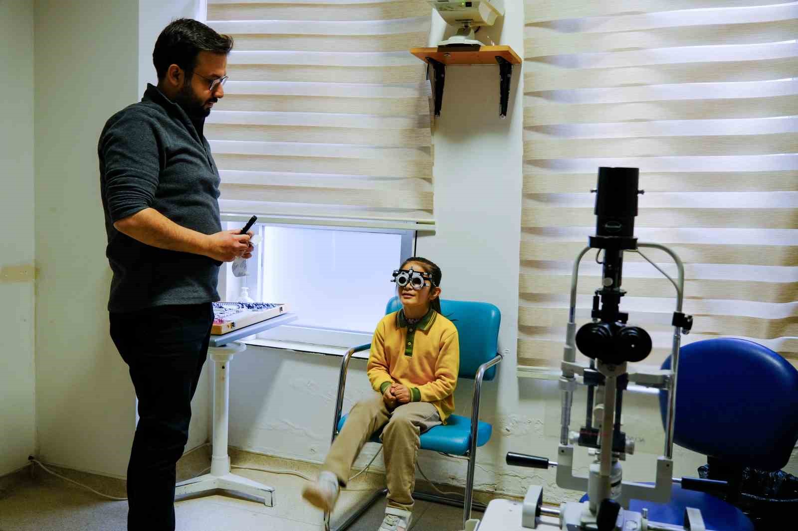 Akdağmadeni’nde 4 branşta kapsamlı koruyucu sağlık projesi başlatıldı
Akdağmadeni’nde 4 branşta kapsamlı koruyucu sağlık projesi başlatıldı