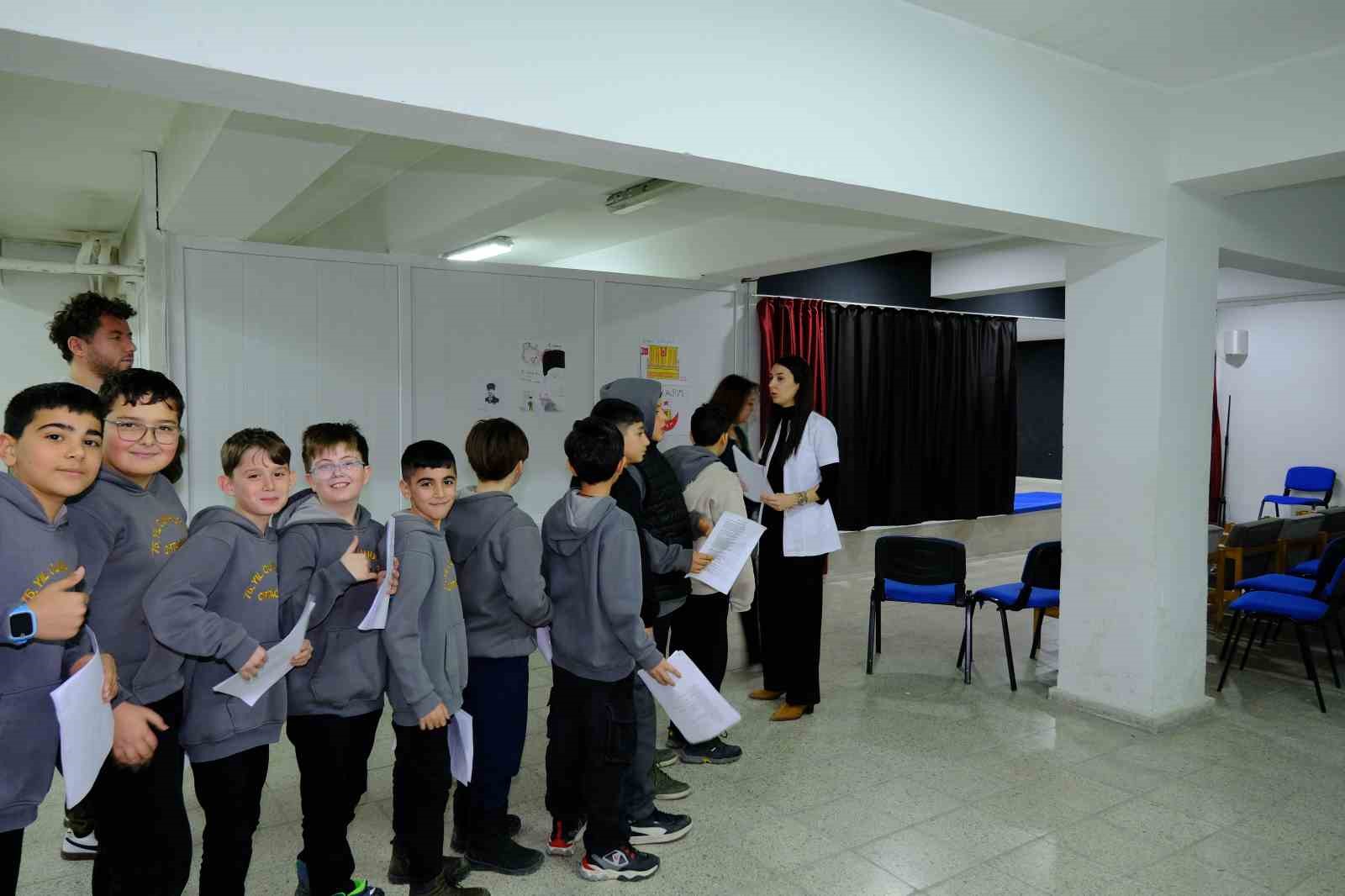 Akdağmadeni’nde 4 branşta kapsamlı koruyucu sağlık projesi başlatıldı
Akdağmadeni’nde 4 branşta kapsamlı koruyucu sağlık projesi başlatıldı