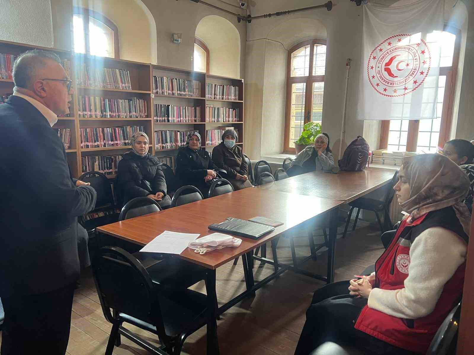 Akdağmadeni’nde ’Dünya Kadın ve Kız Çocukları Bilim Günü’ etkinliği
