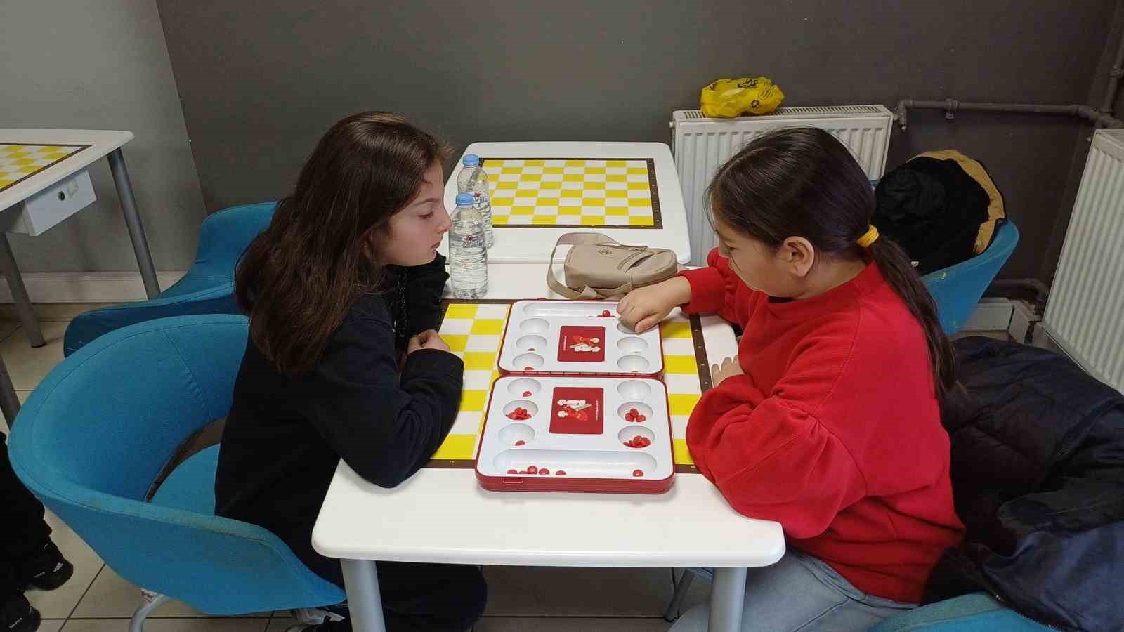 Akıl ve zeka oyunları devam ediyor
