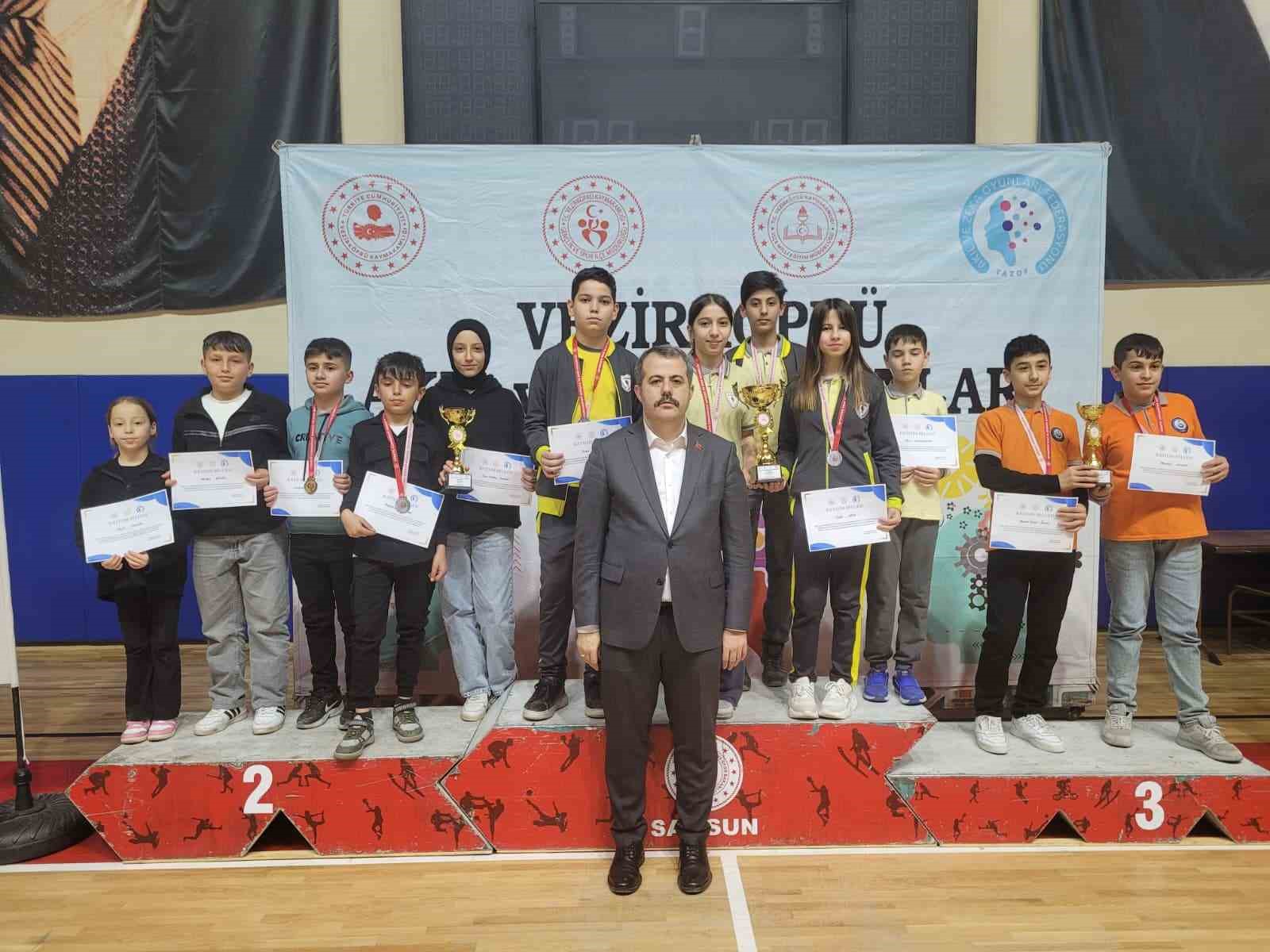 Akıl ve Zeka Oyunları Turnuvası sona erdi
