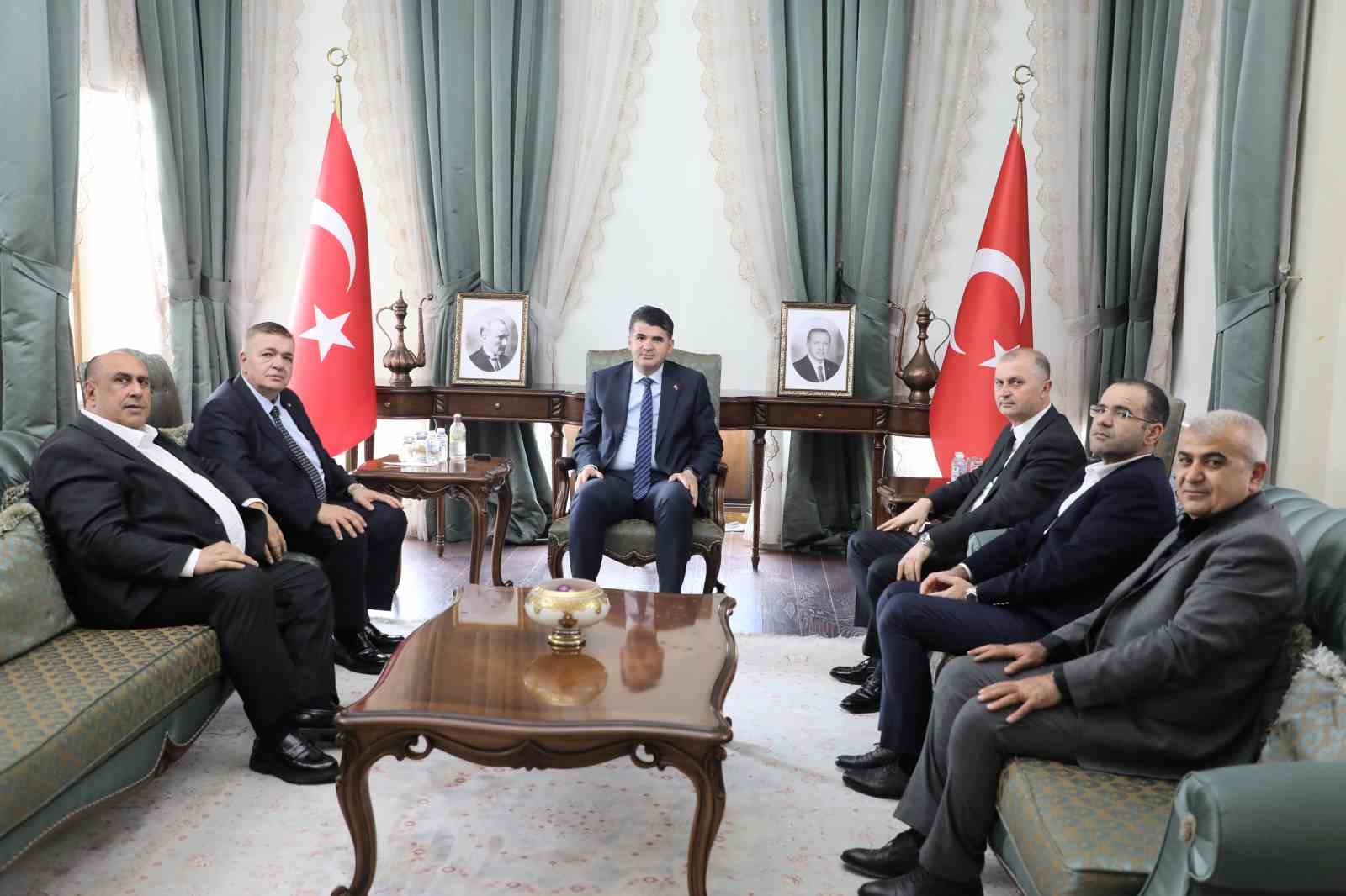 Akıncı: "Gaziantep ve Kilis, birbirini tamamlayan bir ekonomik havzadır"
