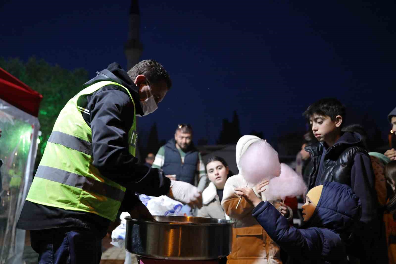 Akköylüler, Didim Belediyesi’nin iftar sofrasında buluştu
