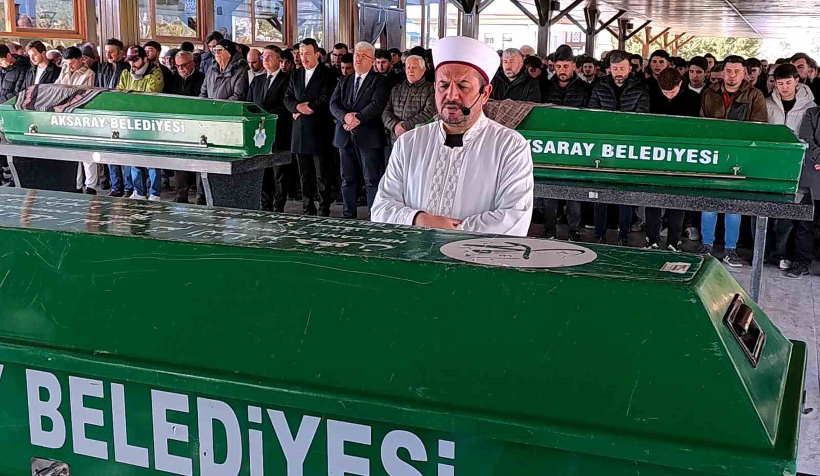 Akranı tarafından öldürülen çocuk son yolculuğuna uğurlandı
