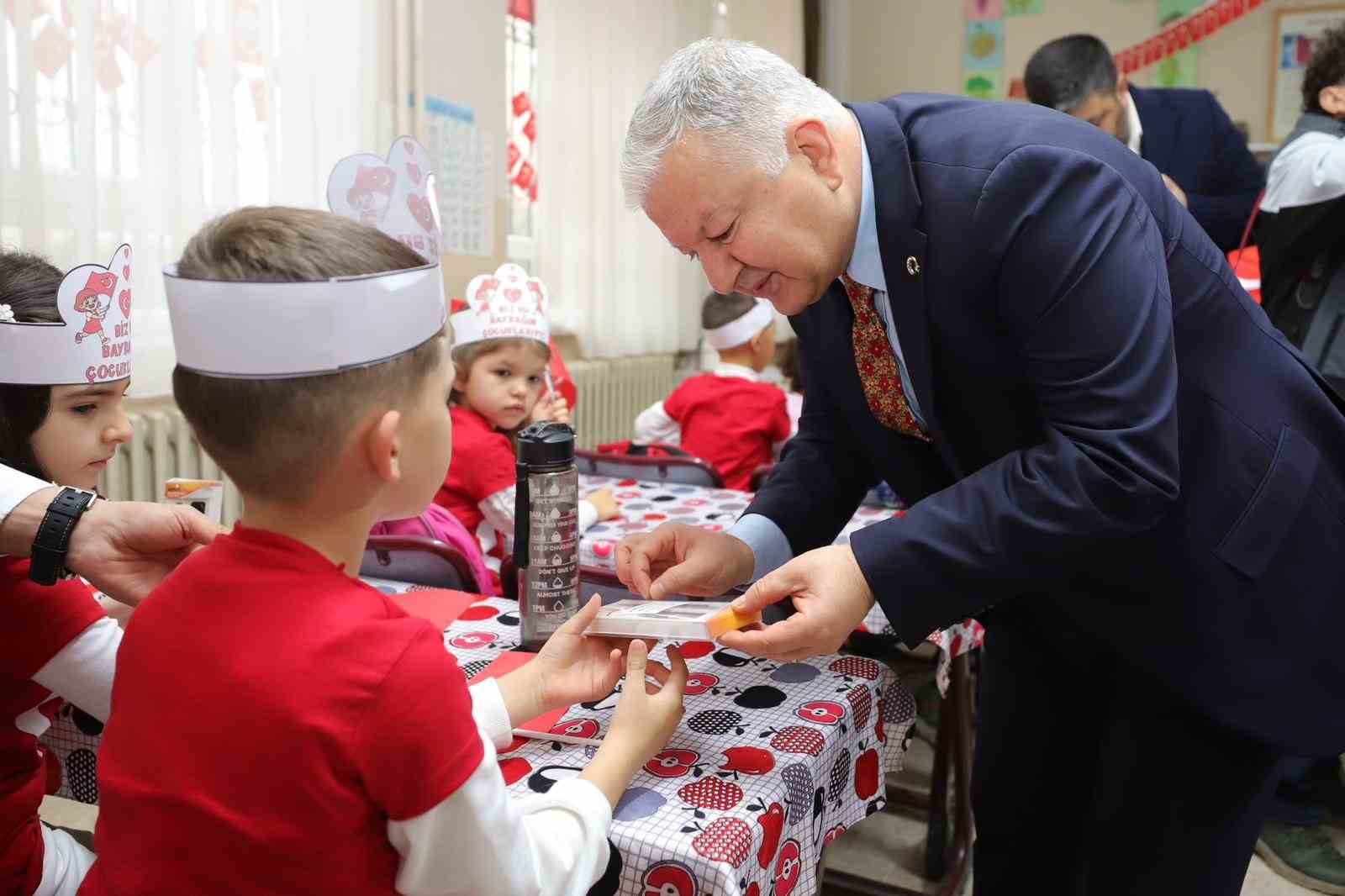 Aksaray’da 2025-2026 Eğitim Öğretim Yılı ikinci dönemi ilk ders zili çaldı
