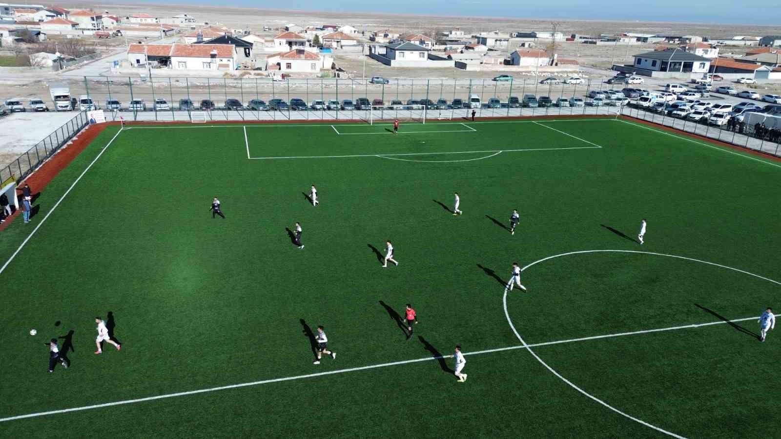 Aksaray’da bordo-mavi köy: Trabzonspor sevgisi yıllardır sürüyor
Aksaray’da bordo-mavi köy: Trabzonspor sevgisi yıllardır sürüyor