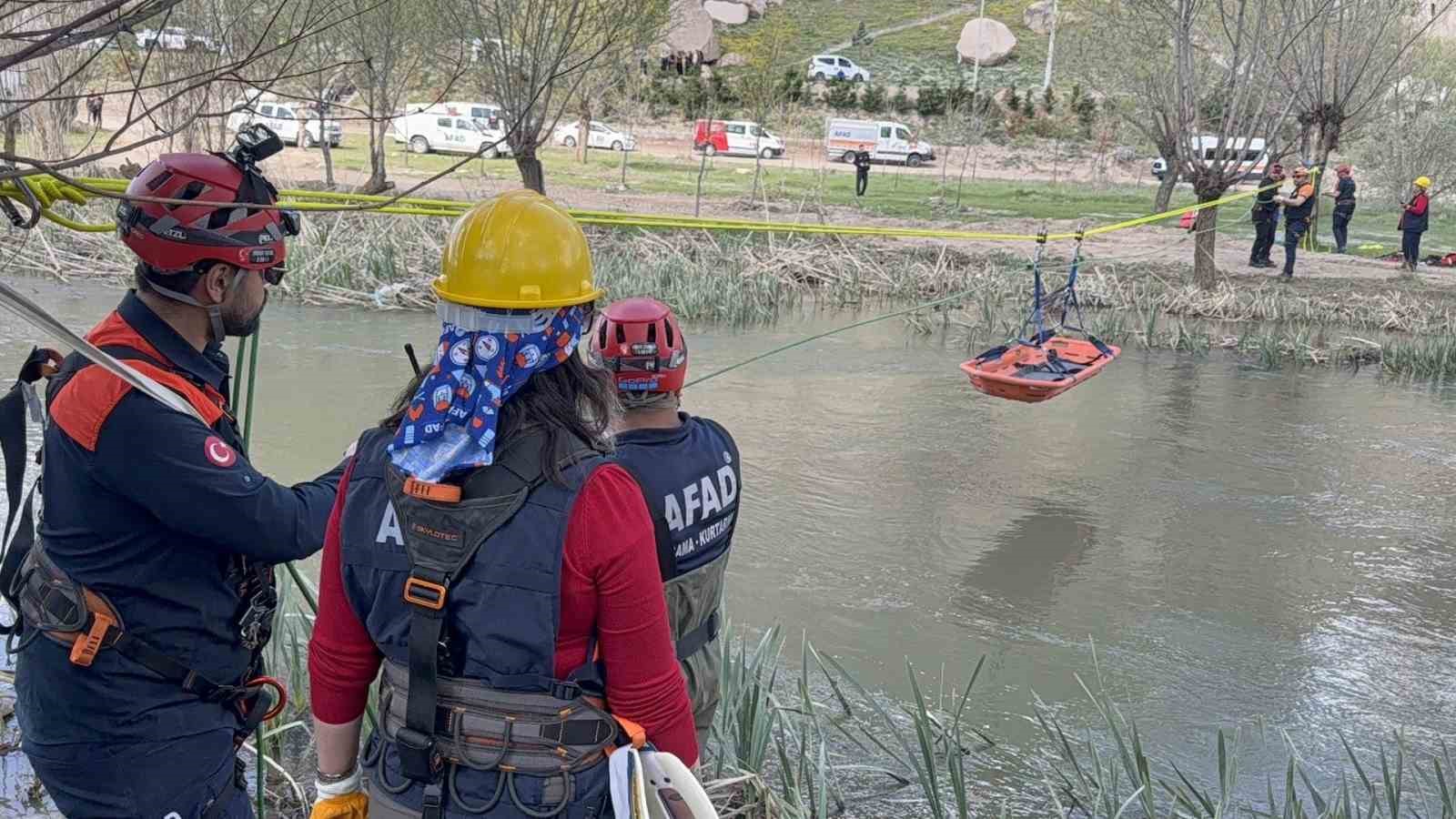 Aksaray’da sel tatbikatı gerçeğini aratmadı

