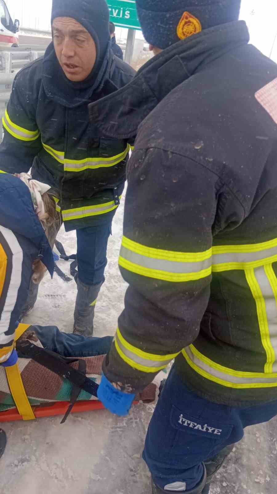 Aksaray’da trafik kazası: 3 yaralı
