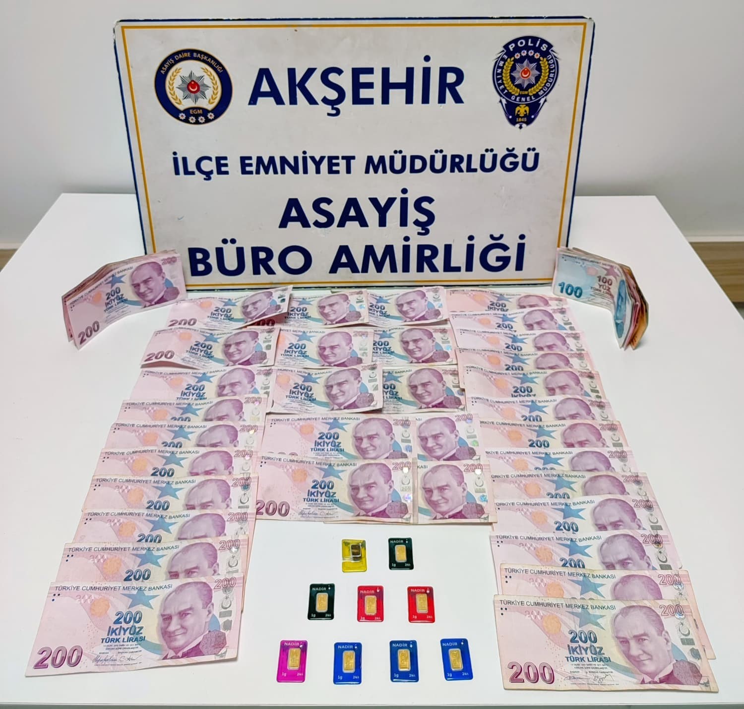 Akşehir’de sahte altın satıcılarına operasyon
