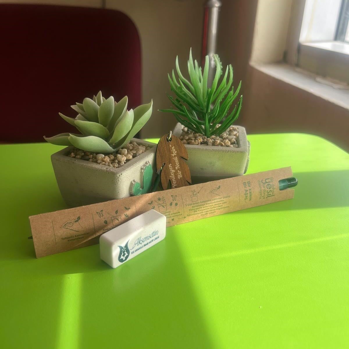 Akşemsettin Kız Anadolu İmam Hatip Lisesi’nde öğrencilere "Tohumlu Kalem" sürprizi
