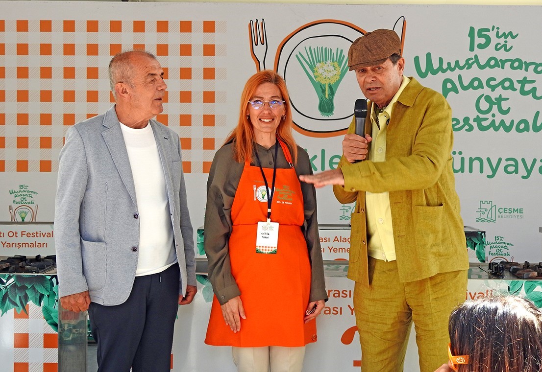Alaçatı’da Gastronomi Şöleni: En güzel ot yemeği belli oldu
