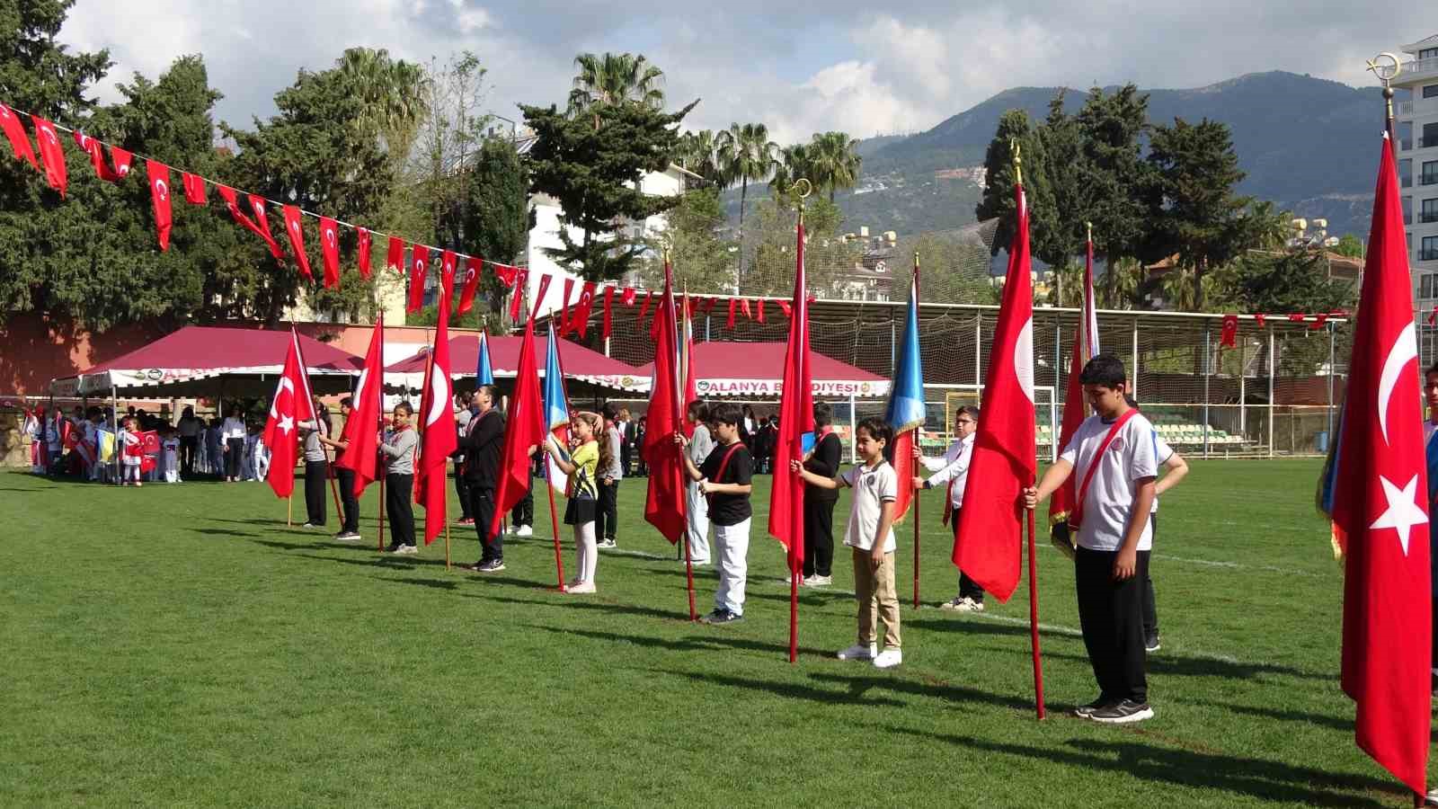 Alanya’da 23 Nisan Çocuk Bayramı coşkuyla kutlandı
