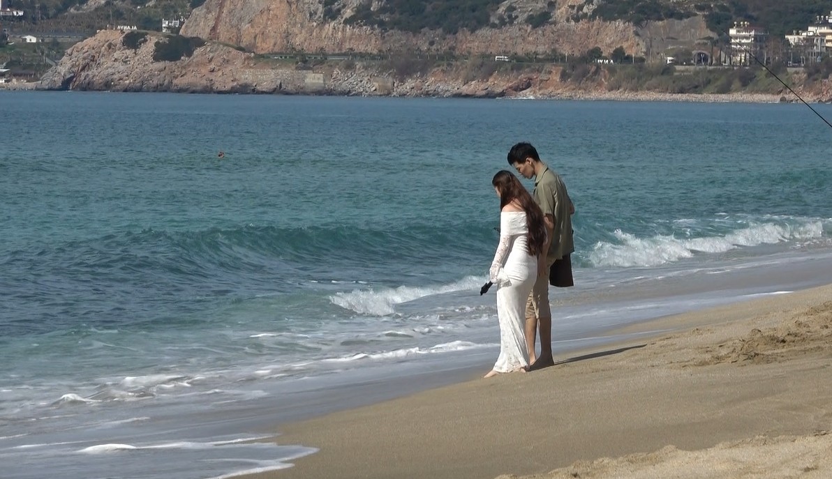 Alanya’da şubat ortasında deniz keyfi
