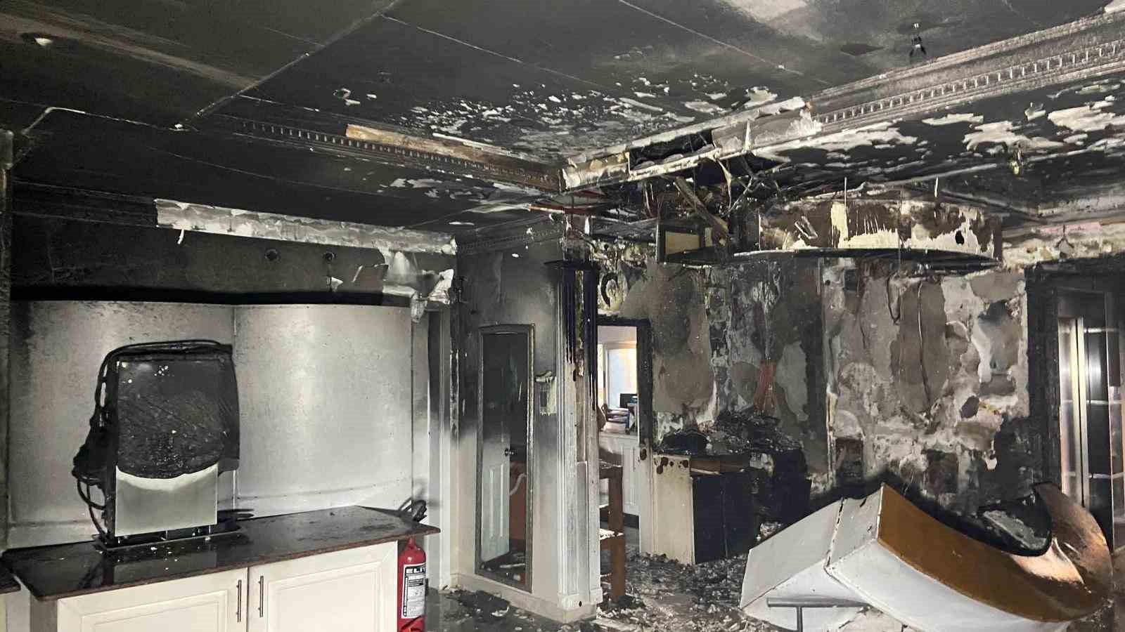 Alanya’da tadilattaki otelde çıkan yangın korkuttu
