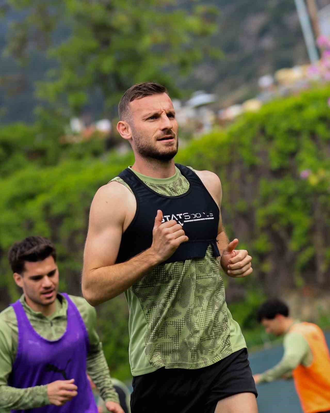 Alanyaspor, Antalyaspor maçının hazırlıklarına başladı
