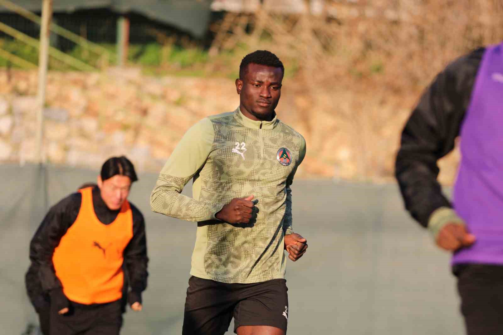 Alanyaspor, Çaykur Rizespor maçı hazırlıklarına başladı
