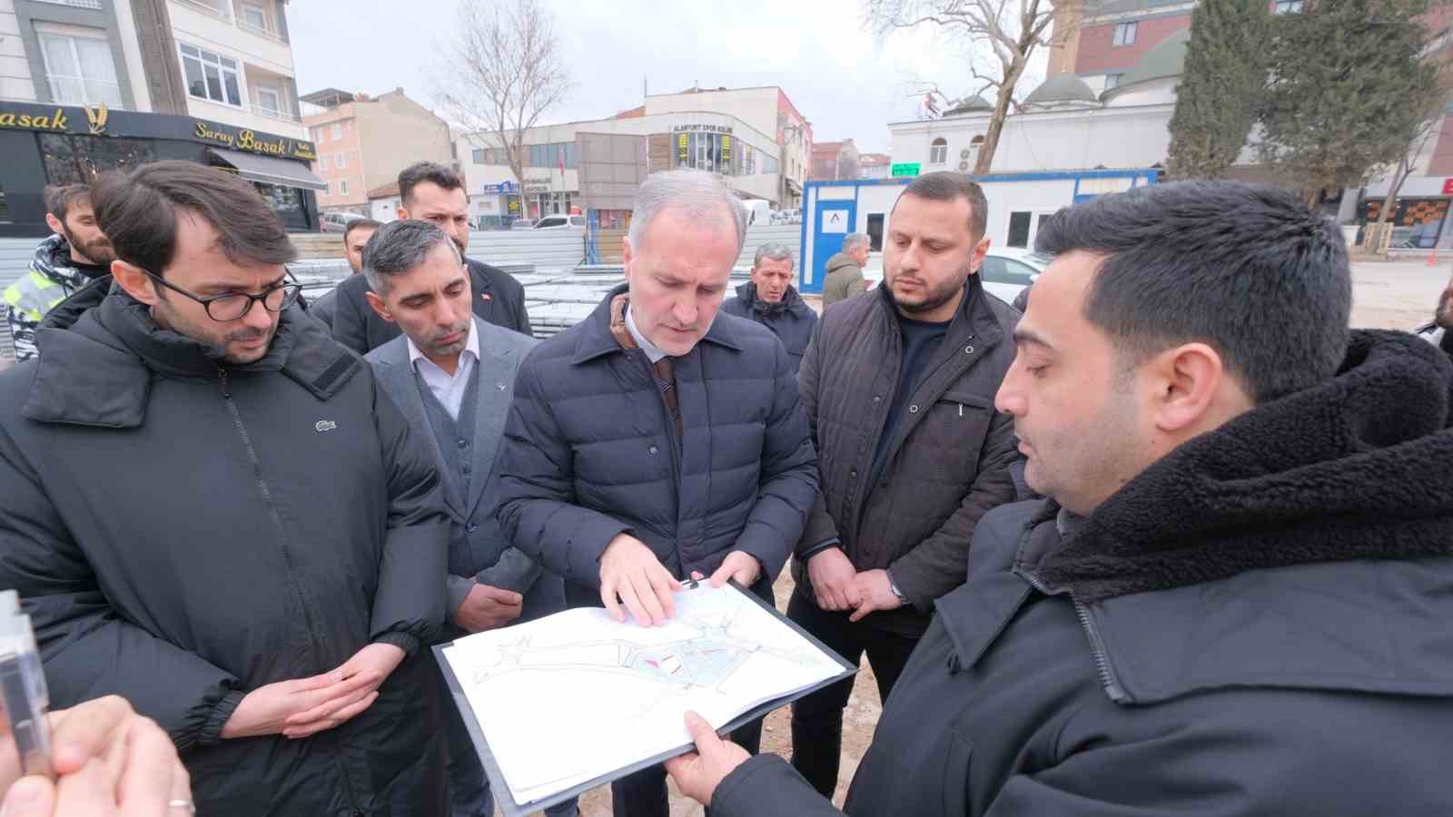 Alanyurt meydan düzenlemesi için çalışmalar başladı
