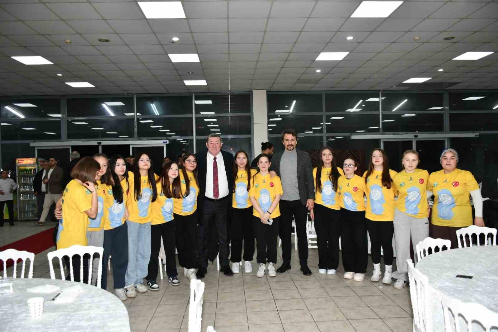 Alaplı Belediyespor’un 50. yıl gecesinde dikkat çeken mesajlar
