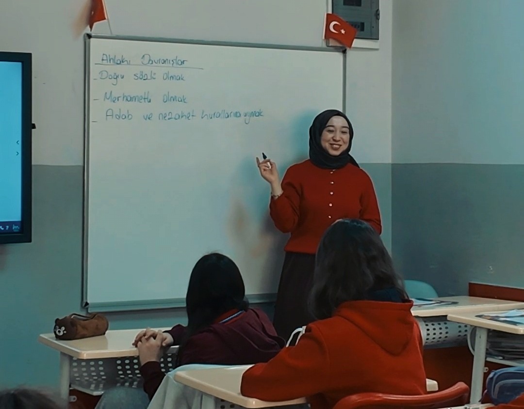 Alaşehir Belediyesi’nden 8 Mart’a özel çalışma
