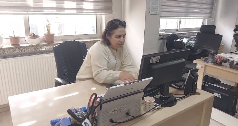 Alaşehir Belediyesinden kadın personele Ramazan kolaylığı
Alaşehir Belediyesinden kadın personele Ramazan kolaylığı