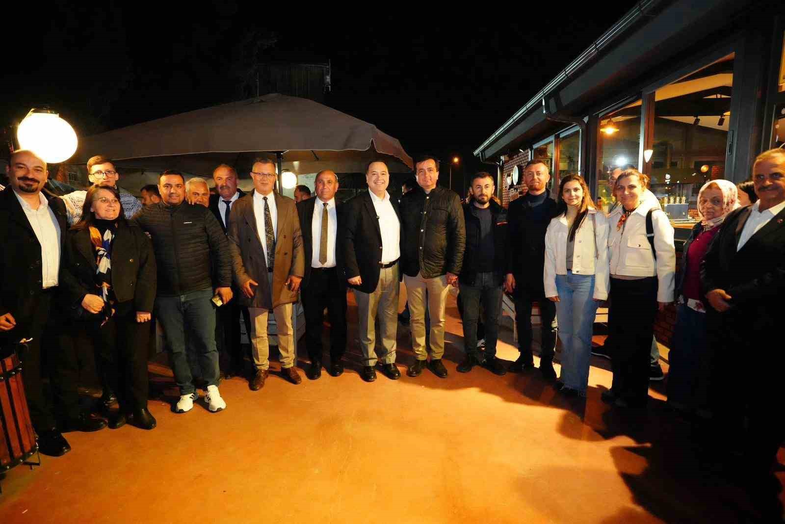 Alaşehir’de yüzlerce kişi iftarda buluştu
Alaşehir’de yüzlerce kişi iftarda buluştu