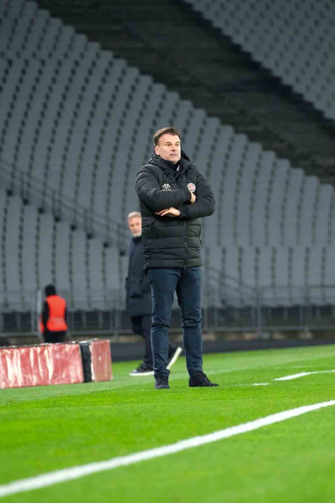 Aleksandar Stanojevic: "Bugün 2 puan kaybettik"
Aleksandar Stanojevic: "Bugün 2 puan kaybettik"