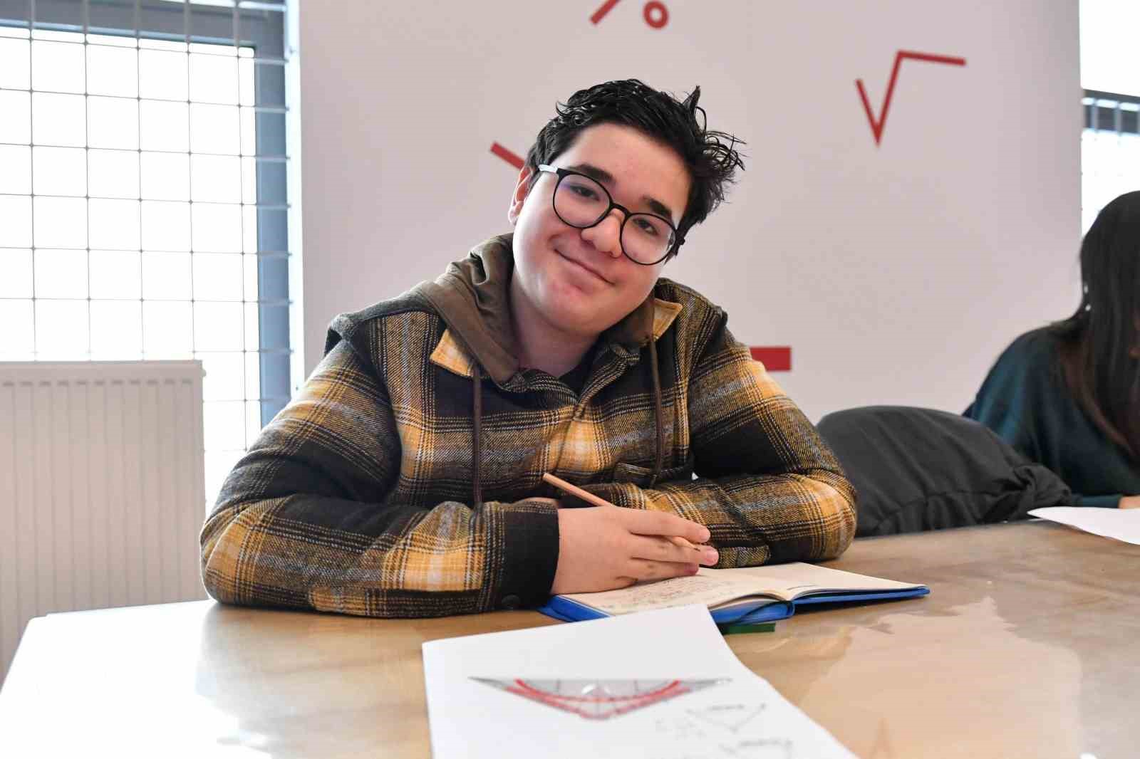 Alev Alatlı Bilim Merkezi’nde sömestir yoğunluğu
