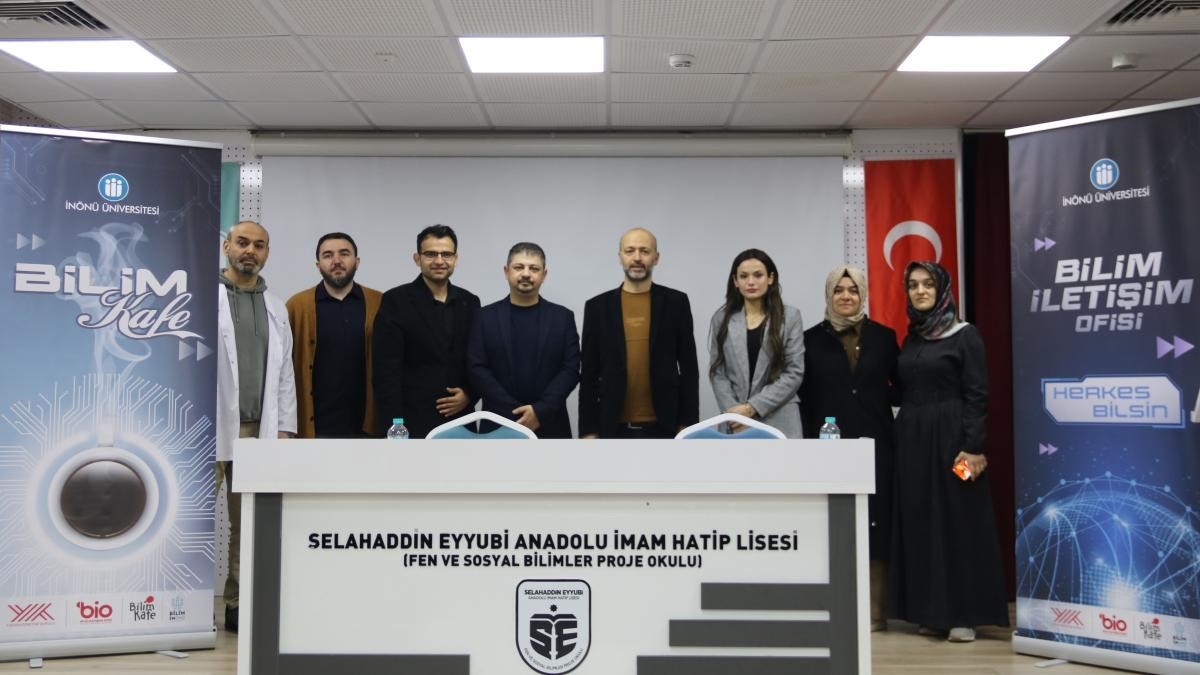 "Algoritmalar sizi yönlendiriyor"
