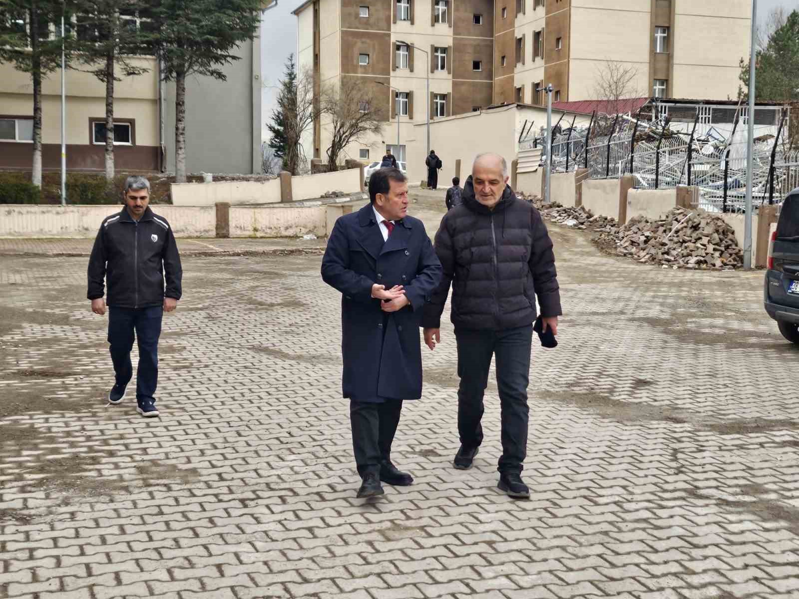 Ali İhsan Kabakcı incelemelerini sürdürüyor
