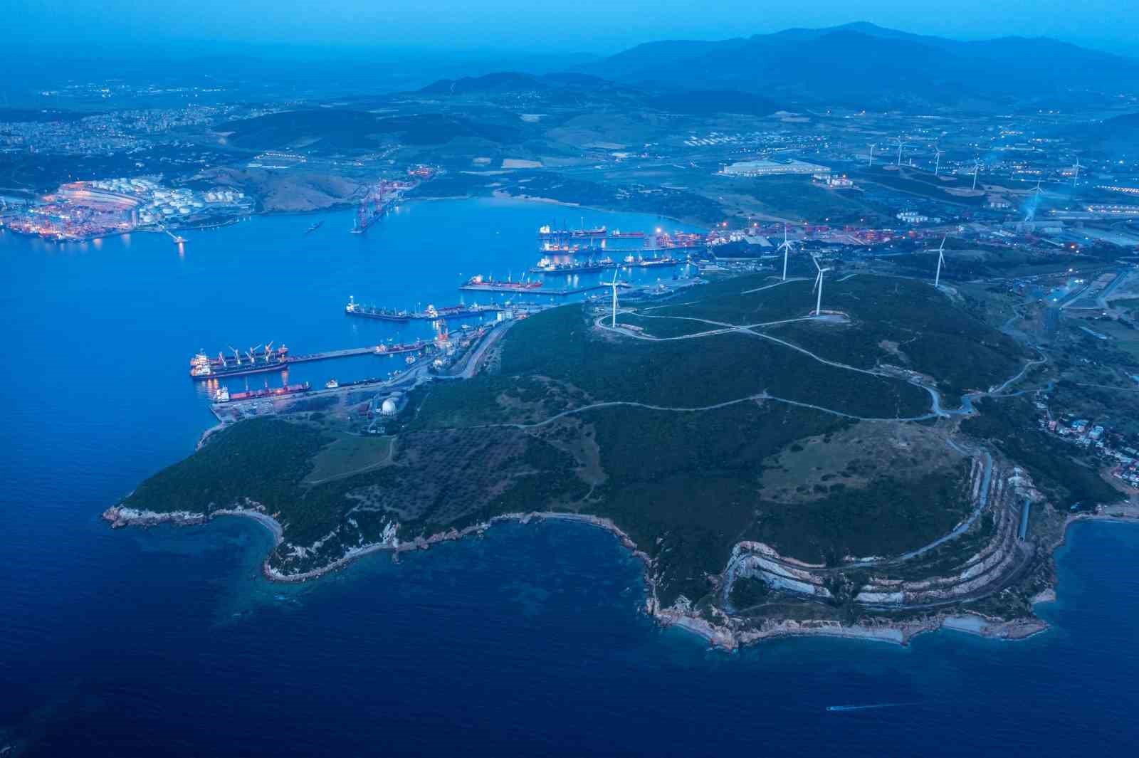 Aliağa Limanları, dış ticaretin yüzde 5,5’ini tek başına derçekleştirdi
