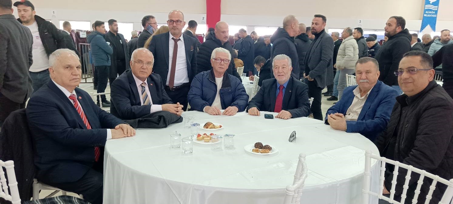 Aliağa Şoförler ve Otomobilciler Esnaf Odası’nda Seyhan Öz başkan seçildi
