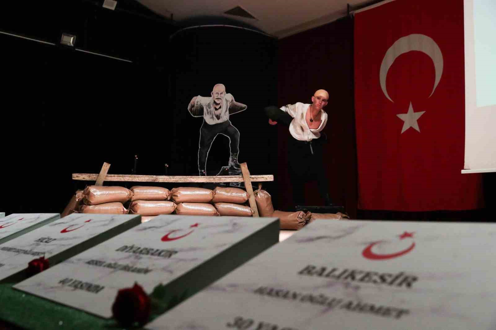 Aliağa’da Çanakkale Zaferi’nin 111. yıl dönümü kutlandı
