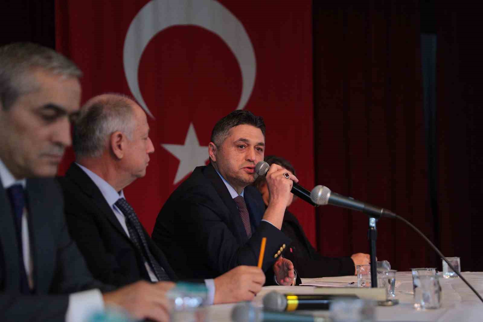 Aliağa’da ’İlçe Afet Müdahale Planı’ toplantısı gerçekleştirildi
Aliağa’da ’İlçe Afet Müdahale Planı’ toplantısı gerçekleştirildi