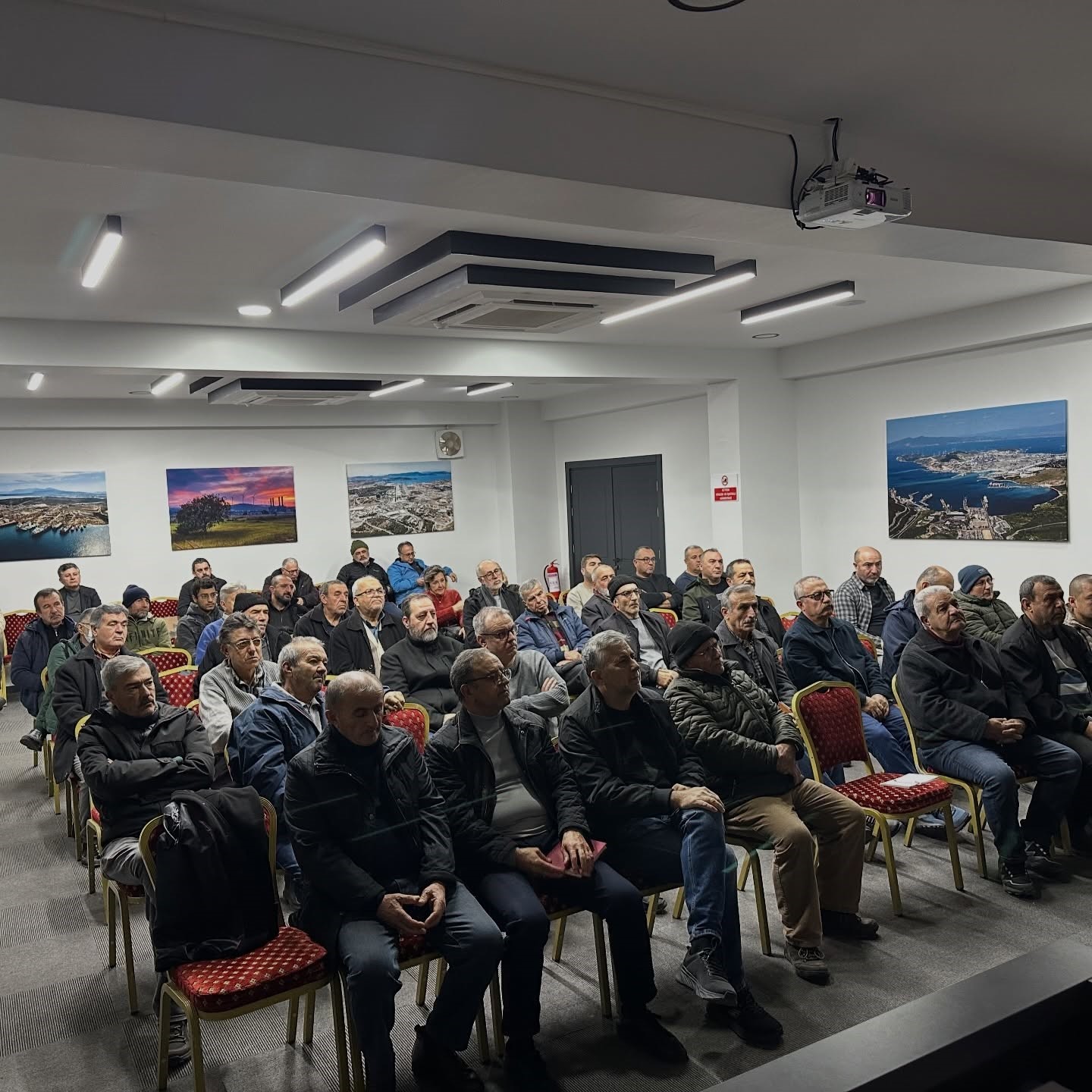 Aliağa’da tarımsal eğitimler aralıksız sürüyor
