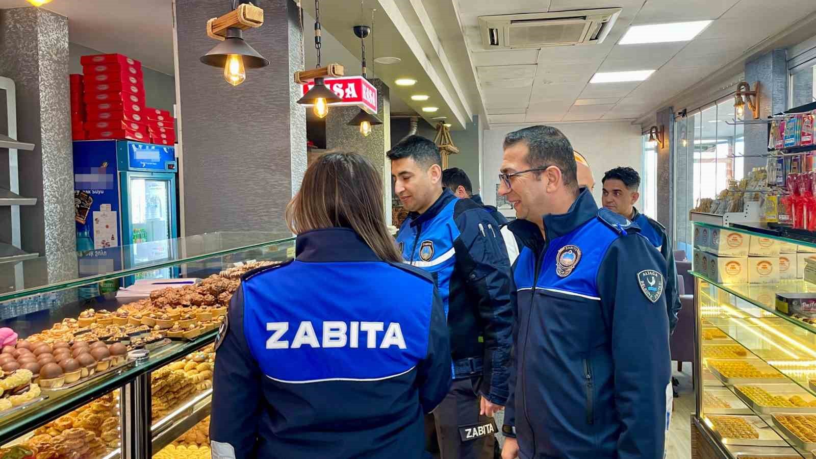 Aliağa’da zabıtadan ramazan mesaisi
