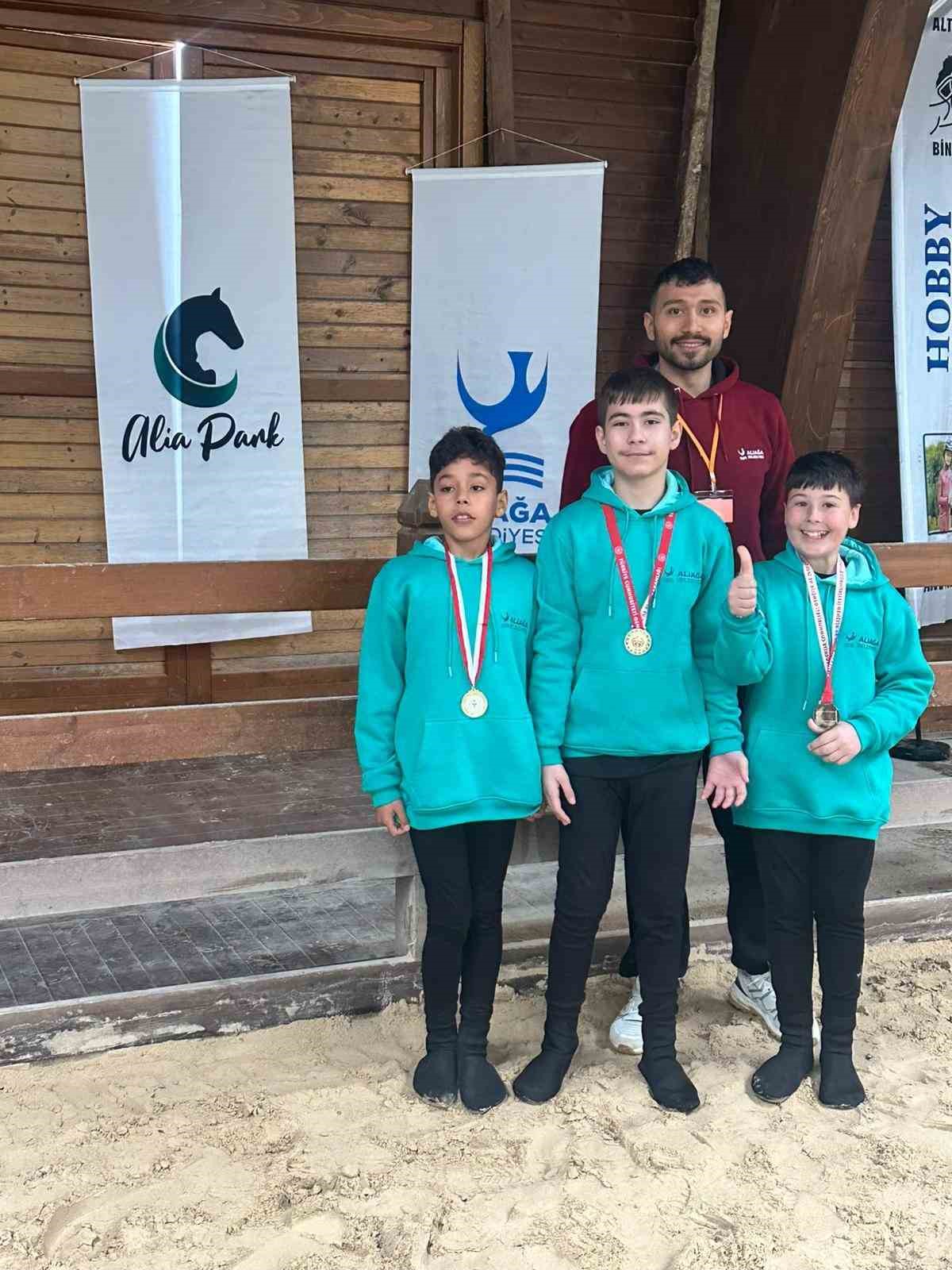 Aliağa’nın özel sporcularından çifte şampiyonluk
