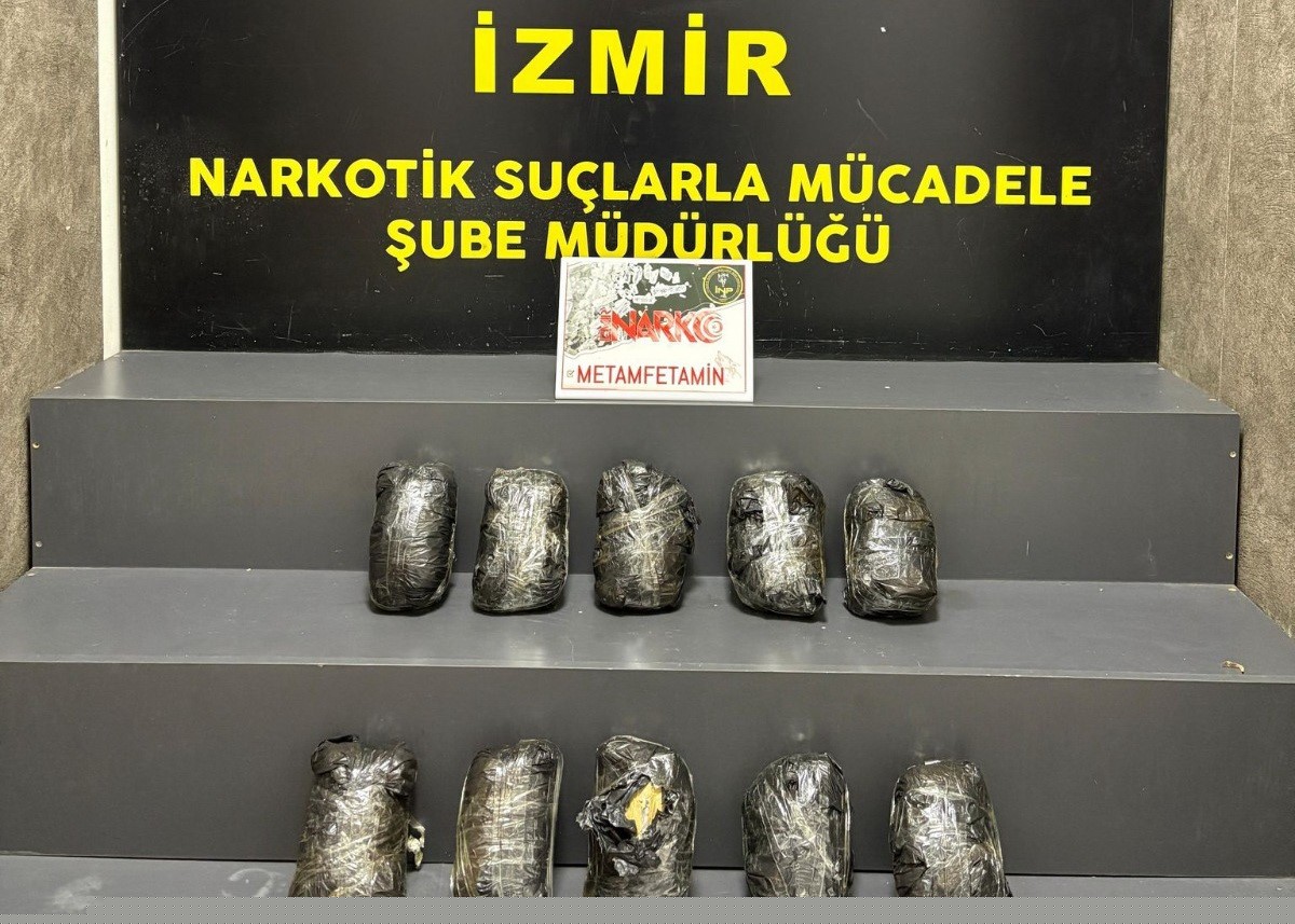 ’Alis’ tepki verdi, araçtan 10 kilo uyuşturucu çıktı
