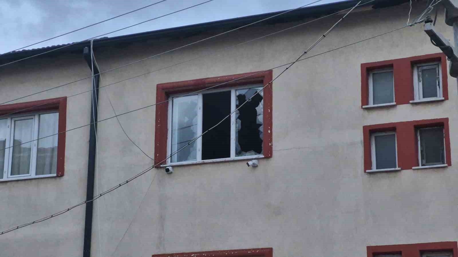 Alkollü genç ortalığı karıştırdı, Özel Harekat timleri devreye girdi
